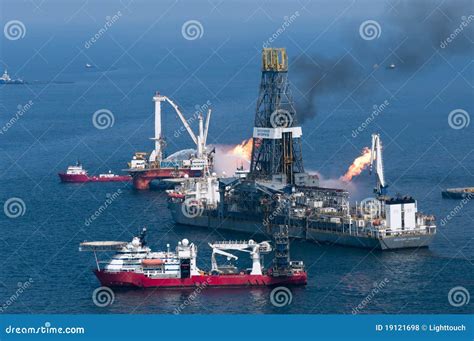 BP Deepwater Horizon Oil Spill Editorial Stock Photo - Image: 19121698