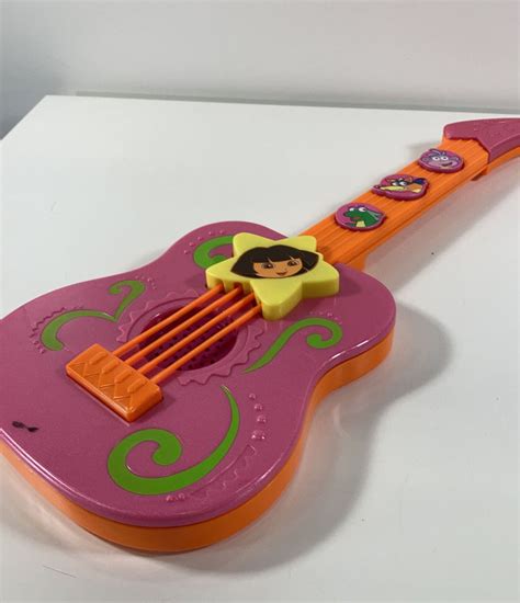 Fisher Price Dora the Explorer Tunes Guitar