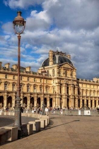 Louvre Pyramid : 11 Fun Fact About The Louvre Pyramid