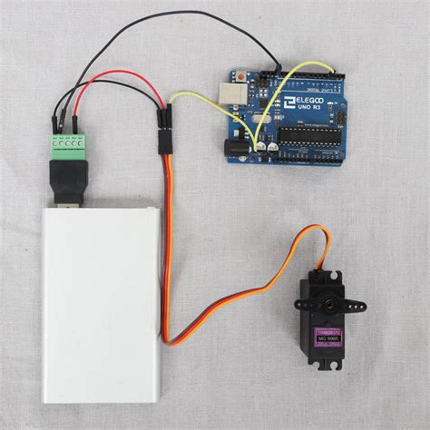 Arduino Tutorial: MG 996R Servo Motor - Michael Schoeffler