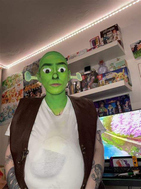 Shrek is love, Shrek is life : r/cosplay