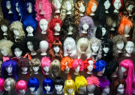 13 Cheap Wigs For Halloween That'll Totally Transform Your Look — PHOTOS