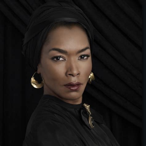 Angela Bassett | American Horror Story Wiki | FANDOM powered by Wikia