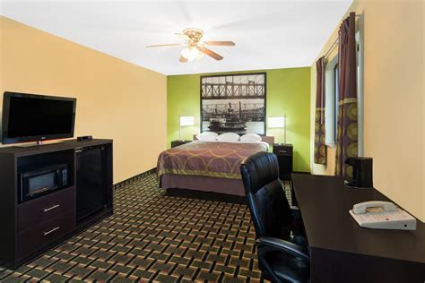 Super 8 by Wyndham Marietta | Marietta, OH Hotels