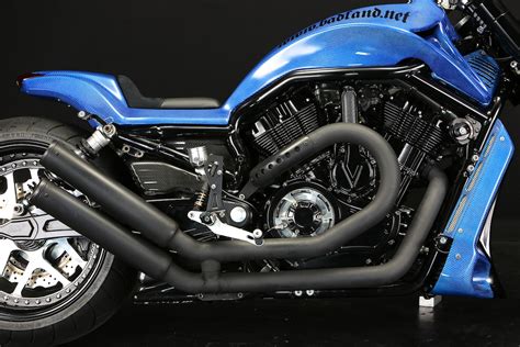 BL ORIGINAL EXHAUST SYSTEM FOR HARLEY DAVIDSON V-ROD | BAD LAND Graph