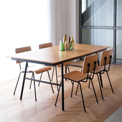 Modern Kitchen Tables