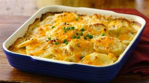 Cheesy au Gratin Potatoes Recipe - Minneapolis Homestead