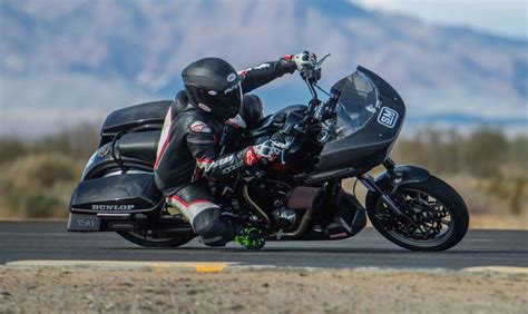 AHRMA Running A New Class For Baggers At Willow Springs - Roadracing World Magazine | Motorcycle ...