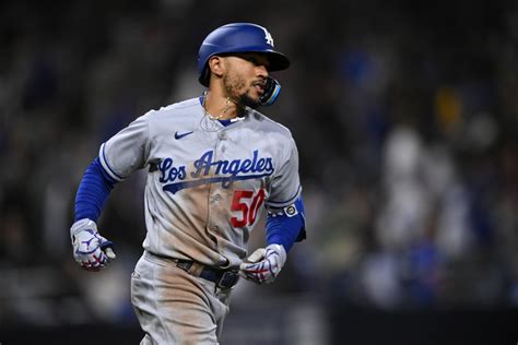 Dodgers: Mookie Betts Makes Zero Excuses for 'Sucking' - Inside the ...