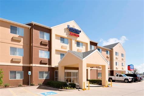 Hotel in Tyler TX with Pool | Fairfield Inn & Suites Tyler Photos