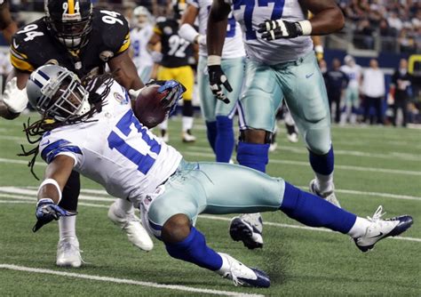 Dallas Cowboys wide receiver Dwayne Harris makes a reception against the Pittsburgh Steelers ...