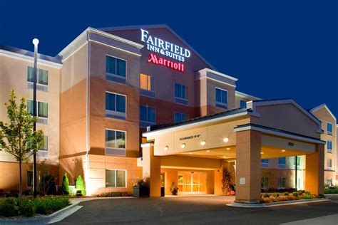 Rockford, IL Hotel with Business Center | Fairfield Inn & Suites Rockford