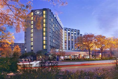 Hilton Rosemont/Chicago O'Hare- First Class Rosemont, IL Hotels- GDS Reservation Codes: Travel ...