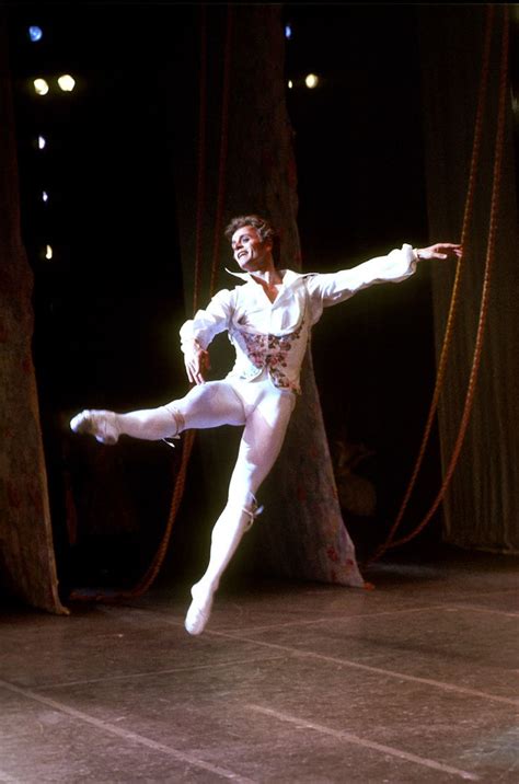 119 best Mikhail Baryshnikov images on Pinterest | Mikhail baryshnikov ...