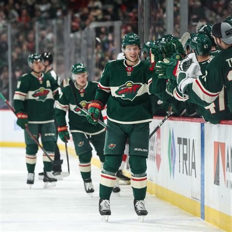 NHL Power Rankings: Wild Break into Top 5; Predators Take Big Fall ...