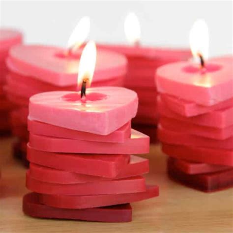 28 Gorgeous DIY Candles