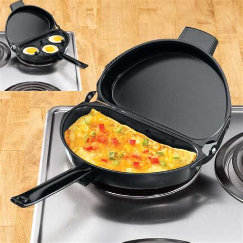 Omelet Pan - Non Stick Omelet Pan - Folding Omelet Pan - Walter Drake