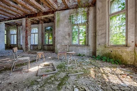 Abandoned room with view through beautiful broken conservatory — Stock Photo © PBphotos #55626799