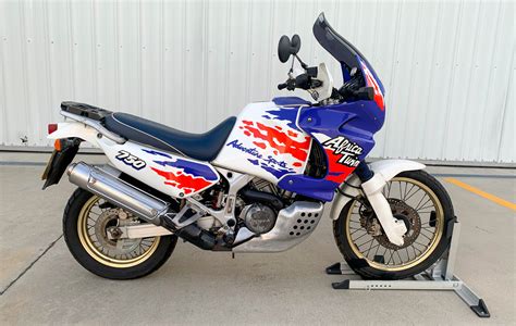 1993 Honda Africa Twin XRV750 RD07 – Iconic Motorbike Auctions