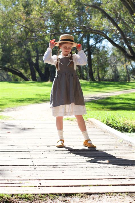 Anne of Green Gables Costume - Megan Nielsen Patterns Blog