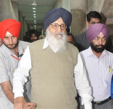 Parkash Singh Badal seeks Modi's intervention on deporting Sikh NRI ...