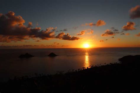 5 Awesome Sunrise Hikes on Oahu You Need to Do