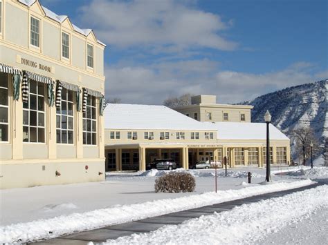 Mammoth Hot Springs Hotel Winter | Yellowstone National Park Lodges