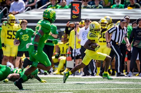 Oregon Football: 7 long-shot predictions for Ducks’ 2022 season