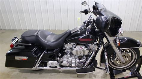 Harley Davidson Electra Glide Custom Review