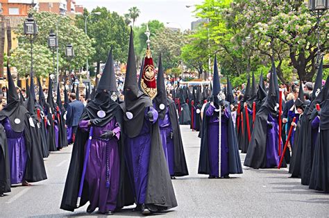 5 must see Spanish festivals - from the traditional to the bizarre! | As The Sparrow Flies