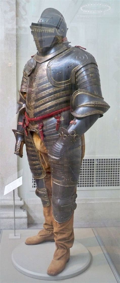 Pin by Gnosis on Armor | Tudor history, King henry viii, Medieval armor