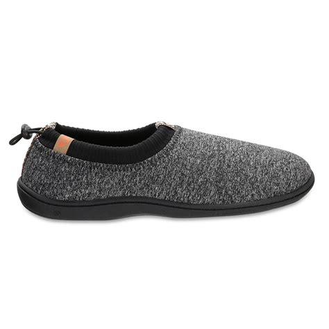 The Waterproof Indoor/Outdoor Slippers (Men's) - Hammacher Schlemmer