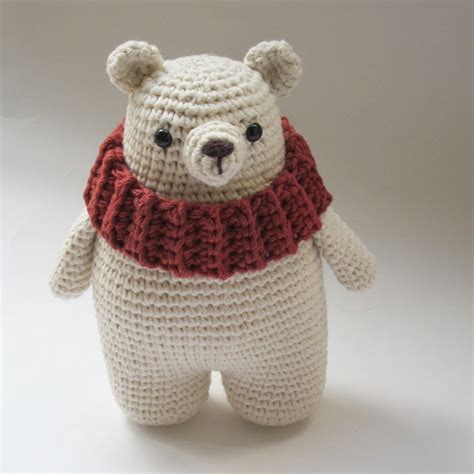 { Amour Fou | Crochet }: { Leopold, the Polar Bear... }