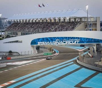 Yas Marina Venue Circuit Tour - Extreme Arabia