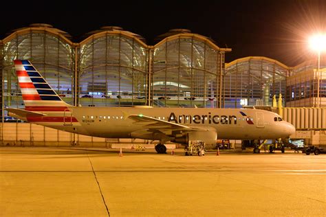 American A320 N126UW at DCA | American Airlines Airbus A320-… | Flickr