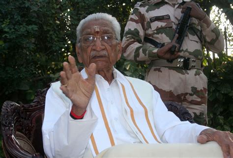 VHP leader Ashok Singhal dies at 89