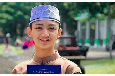 Versi Sholawat Jarang Goyang Lirik - Gus Azmi dan Syubbanul Muslimin - KilasBanua