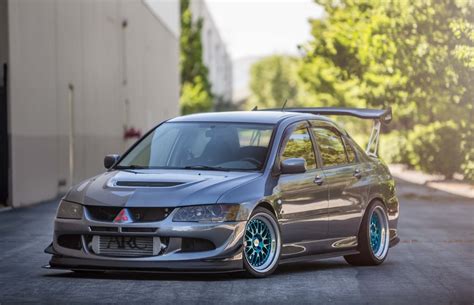 Mitsubishi Lancer Evo 8 Modified: See the Breathtaking Transformation