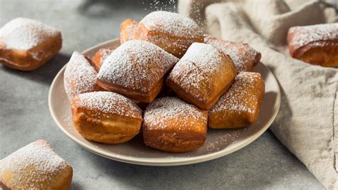 The 14 Best Places For Beignets In New Orleans