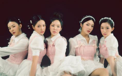 Red Velvet drops more breathtaking teaser photos for 'The ReVe Festival 2022 - Feel My Rhythm ...