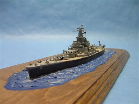 USS Alabama 1/700 Scale Model | Model Ships