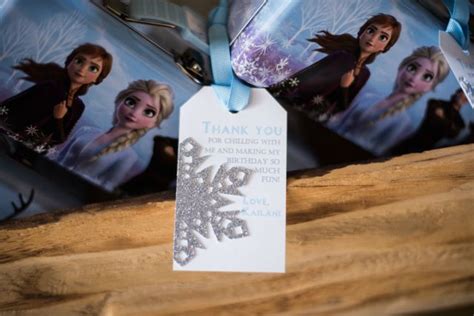 Frozen 2 Birthday Party - Pretty My Party - Party Ideas | 2nd birthday parties, Frozen birthday ...