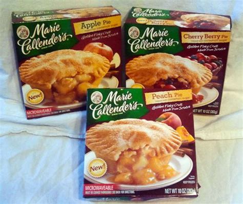 Dave's Cupboard: Review: Marie Callender's Fruit Pot Pies