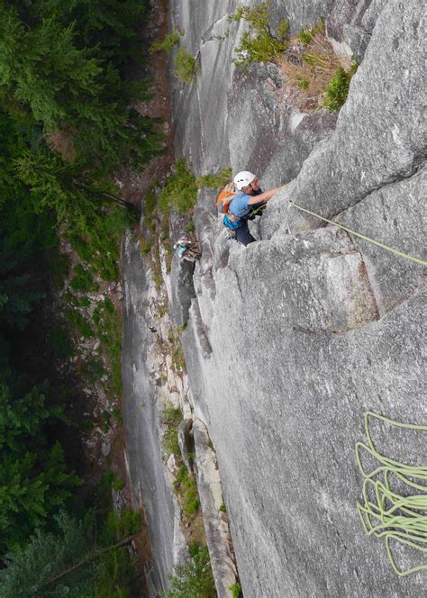 Squamish Climbing - Sunset Strip | Altus Mountain Guides