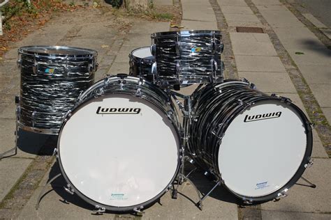 Ludwig Ringo 1970 Oyster Black Pearl Drum For Sale Plektrum