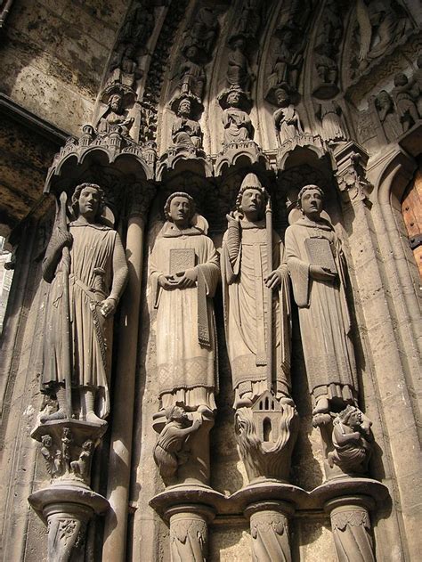 Chartres_cathedral-martyrs – History, Interrupted