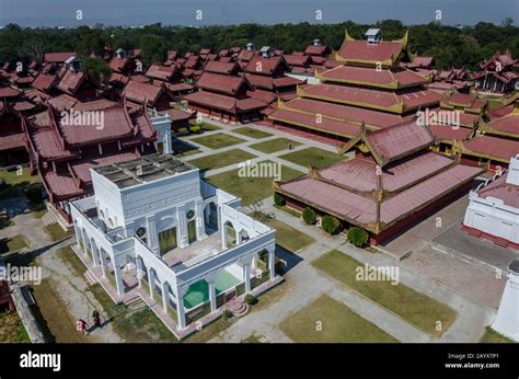 Mandalay Palace, Mandalay, Myanmar Stock Photo - Alamy