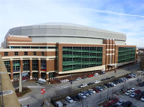 Demolition of Edward Jones Dome being considered by St. Louis | KBIA