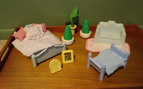 Vintage Playskool Dollhouse Accessories/Beds/Plants/Rugs/Picture Frames/Bedding | #1840880598