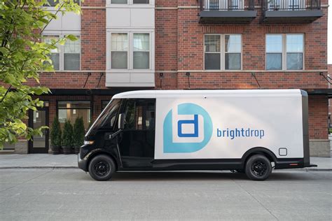 FedEx's BrightDrop Zevo 600 Vans Now On CA Roads: Video